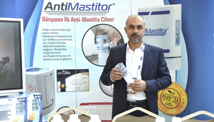 Mühendisler ve veterinerler el ele verdi, mastitis önleyici cihaz buldu